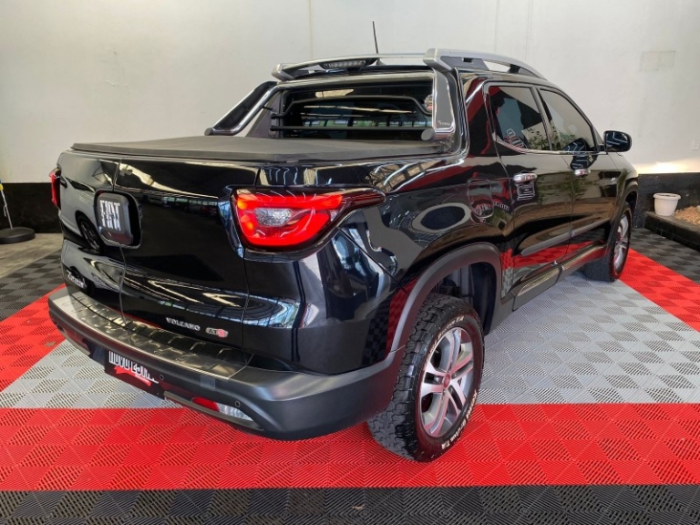 FIAT - TORO - 2017/2018 - Preta - R$ 108.000,00