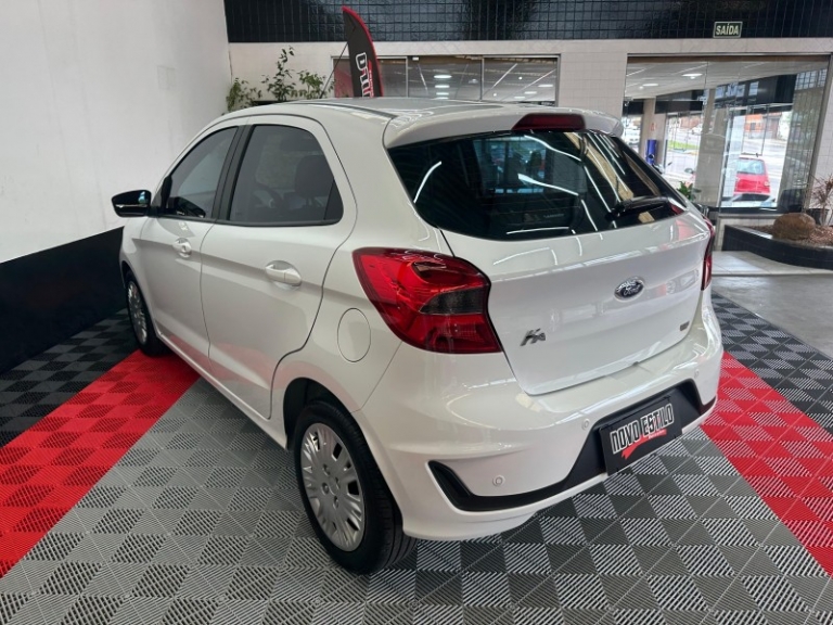 FORD - KA - 2020/2020 - Branca - R$ 66.000,00