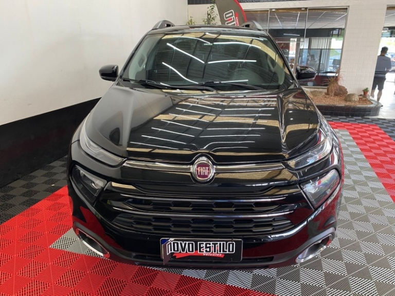 FIAT - TORO - 2017/2018 - Preta - R$ 89.000,00