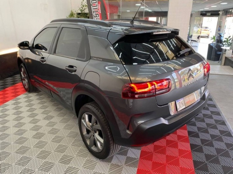 CITROËN - C4 CACTUS - 2021/2022 - Cinza - R$ 82.900,00