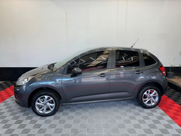 CITROËN - C3 - 2018/2018 - Cinza - R$ 49.900,00