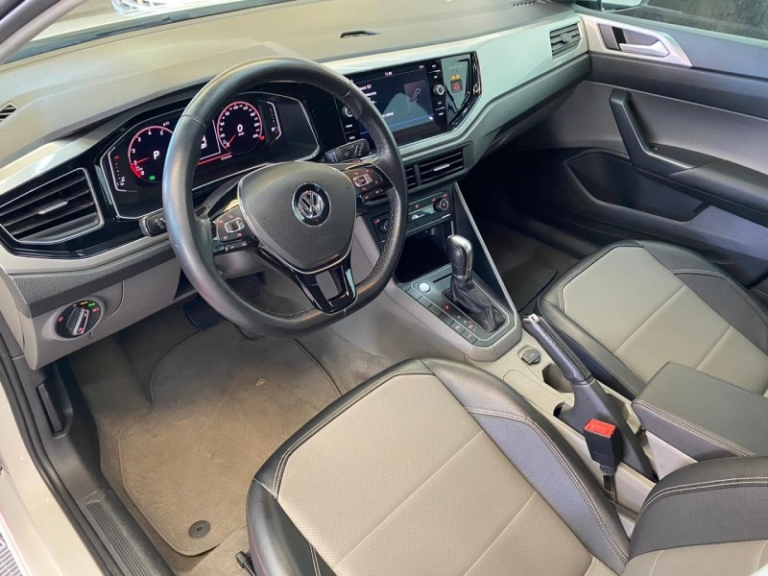 VOLKSWAGEN - POLO - 2018/2019 - Branca - R$ 82.900,00