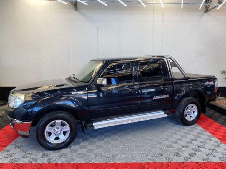 FORD - RANGER - 2010/2011 - Preta - R$ 75.000,00