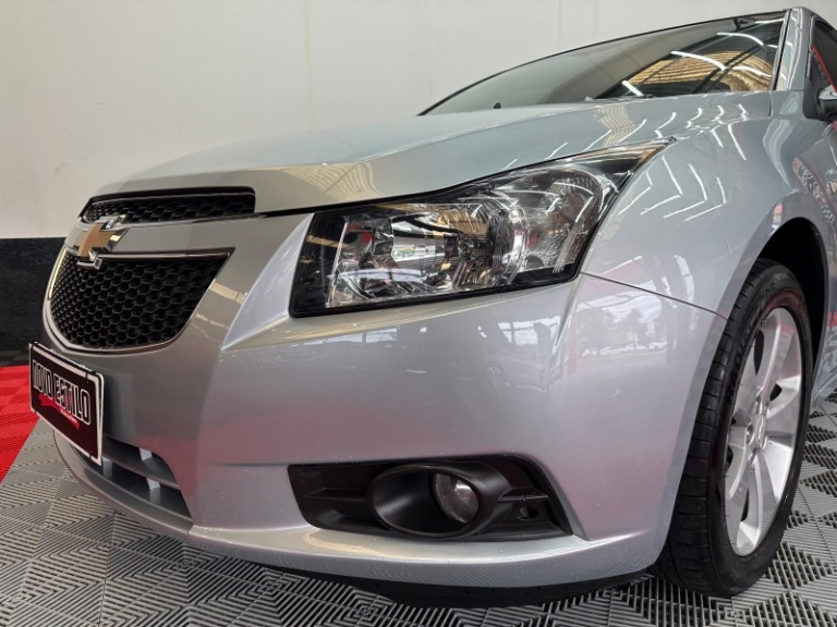 CHEVROLET - CRUZE - 2012/2012 - Prata - R$ 52.000,00