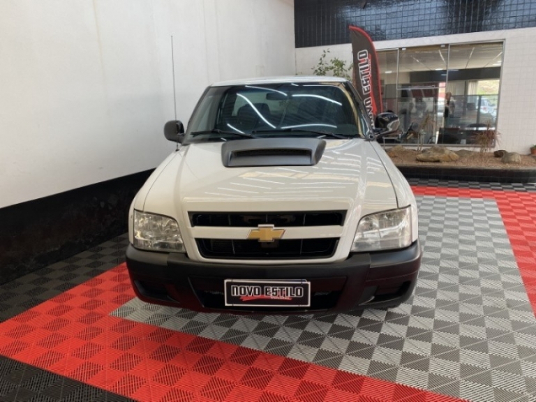 CHEVROLET - S10 - 2011/2011 - Branca - R$ 61.000,00