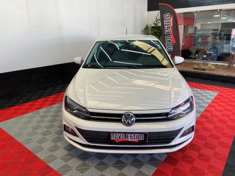 VOLKSWAGEN - POLO - 2018/2019 - Branca - R$ 82.900,00