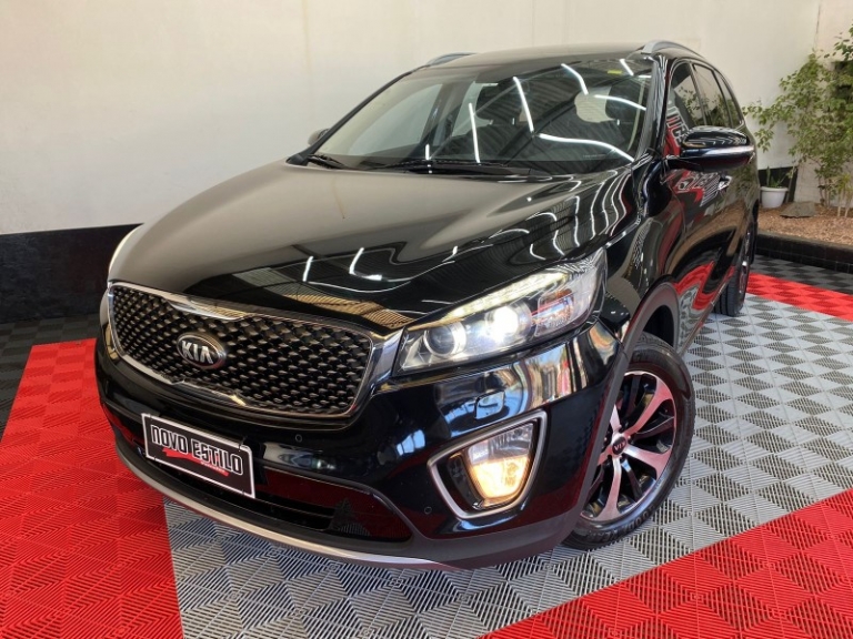 KIA MOTORS - SORENTO - 2016/2016 - Preta - R$ 116.000,00