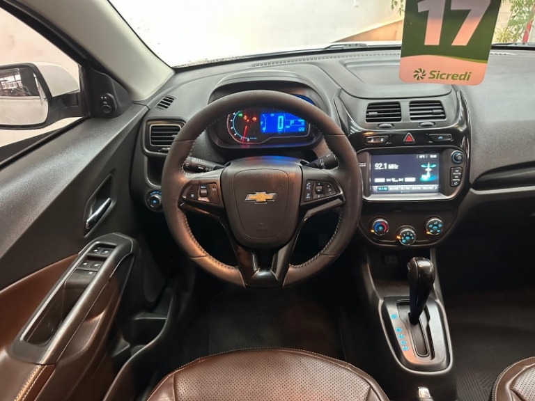 CHEVROLET - COBALT - 2017/2017 - Branca - R$ 59.900,00