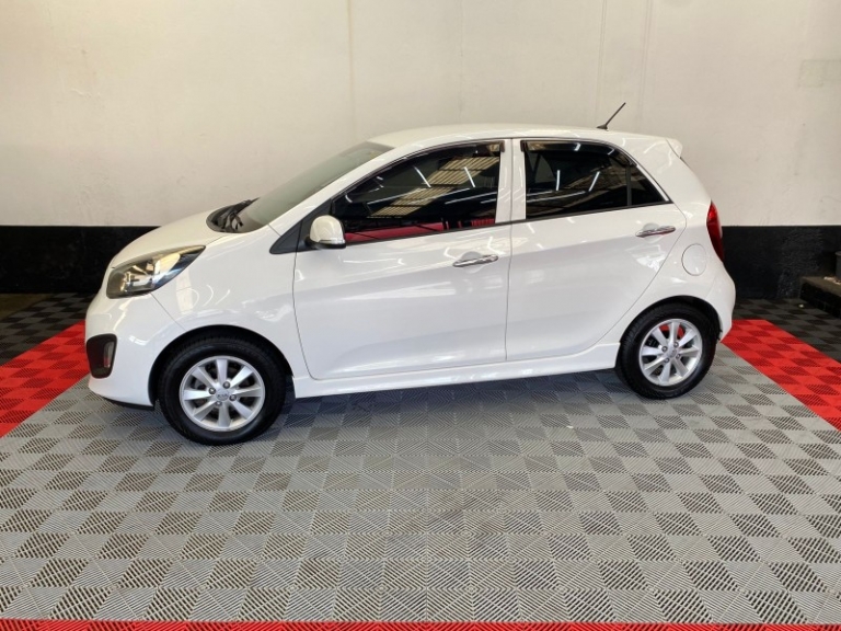 KIA MOTORS - PICANTO - 2012/2013 - Branca - R$ 39.900,00