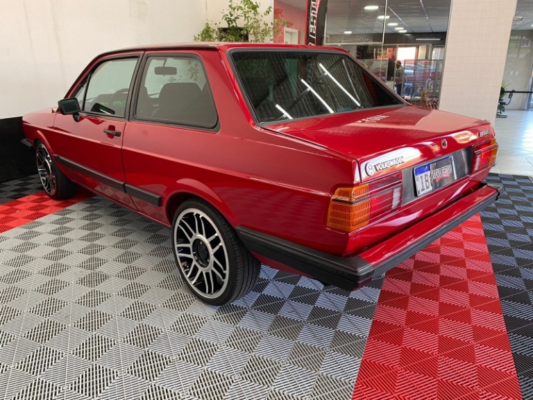 VOLKSWAGEN - VOYAGE - 1986/1986 - Vermelha - R$ 42.000,00