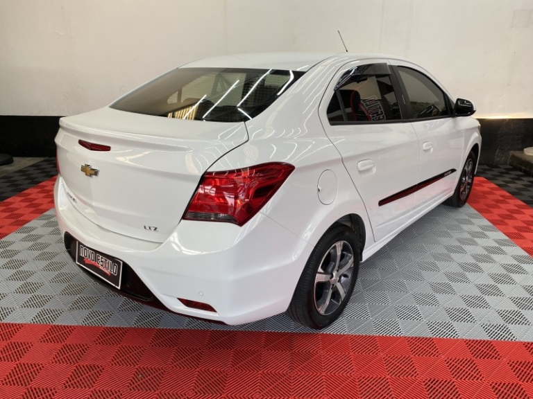 CHEVROLET - PRISMA - 2019/2019 - Branca - R$ 66.000,00