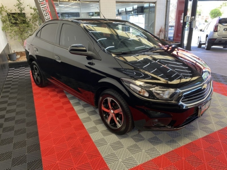 CHEVROLET - PRISMA - 2016/2017 - Preta - R$ 57.000,00