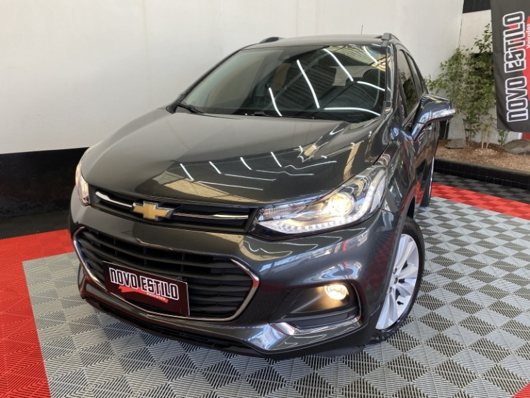 CHEVROLET - TRACKER - 2018/2018 - Cinza - R$ 94.000,00