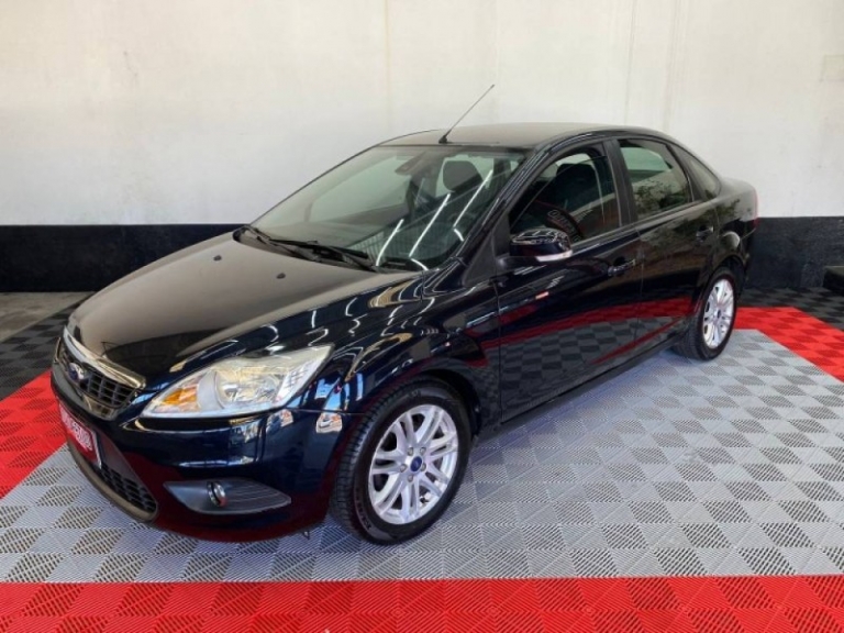 FORD - FOCUS - 2013/2013 - Preta - R$ 44.000,00