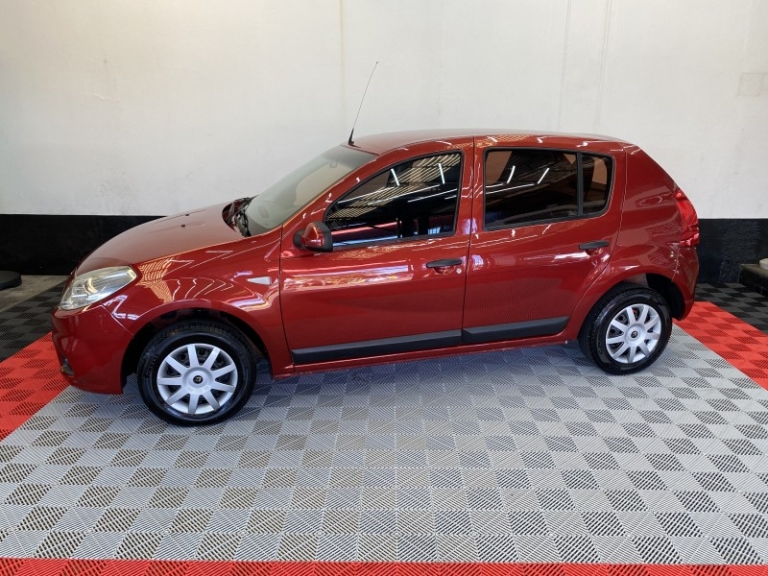 RENAULT - SANDERO - 2012/2012 - Vermelha - R$ 33.000,00