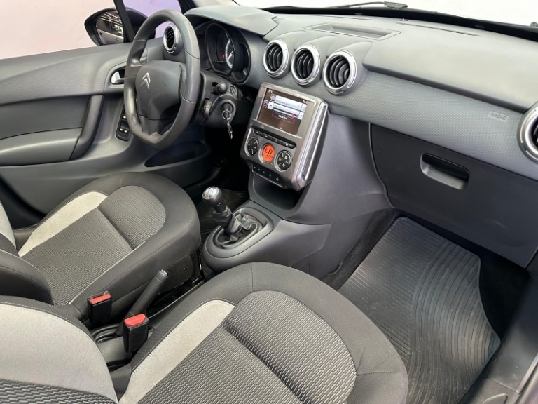 CITROËN - C3 - 2018/2018 - Cinza - R$ 49.900,00