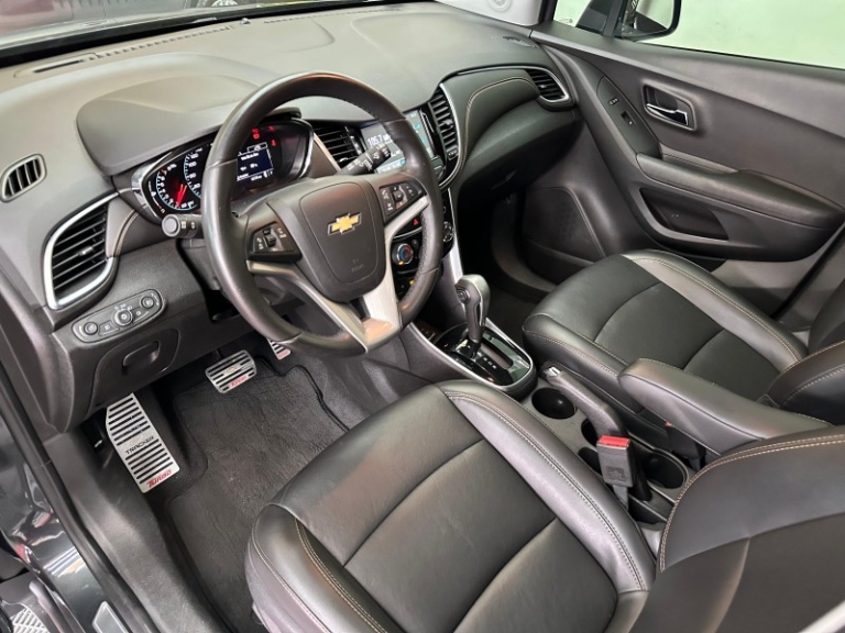 CHEVROLET - TRACKER - 2018/2018 - Cinza - R$ 92.000,00