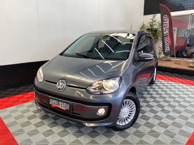 VOLKSWAGEN - UP - 2016/2017 - Cinza - R$ 49.900,00