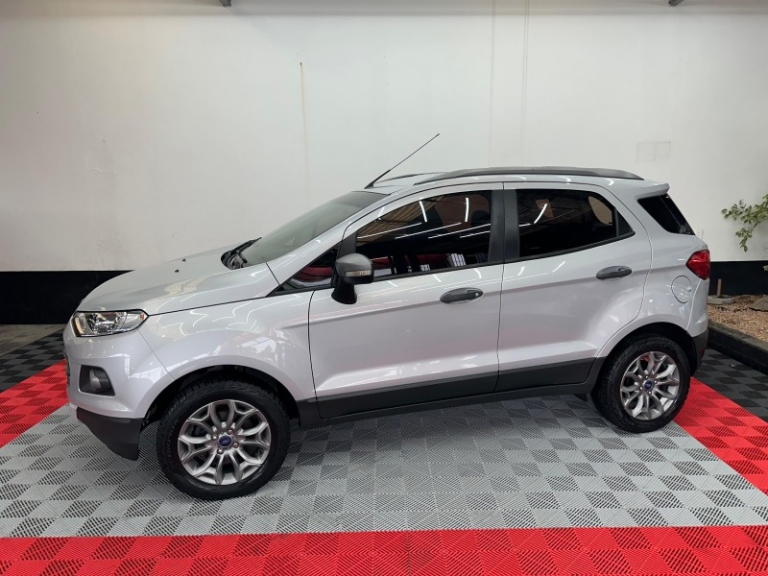 FORD - ECOSPORT - 2013/2014 - Prata - R$ 58.000,00