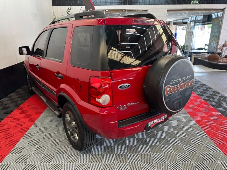 FORD - ECOSPORT - 2011/2012 - Vermelha - R$ 44.900,00