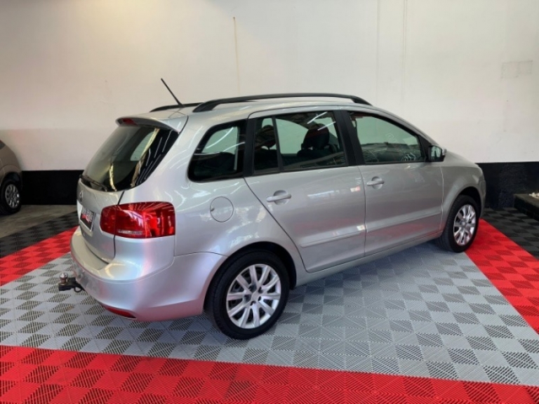 VOLKSWAGEN - SPACEFOX - 2012/2013 - Prata - R$ 43.000,00