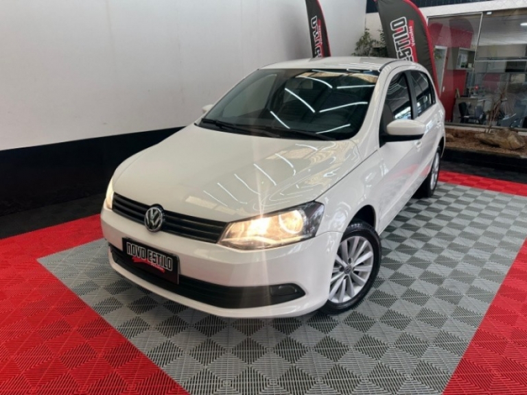 VOLKSWAGEN - GOL - 2014/2014 - Branca - R$ 43.900,00