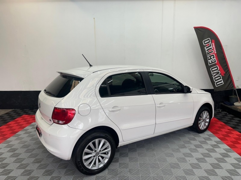 VOLKSWAGEN - GOL - 2014/2014 - Branca - R$ 43.900,00