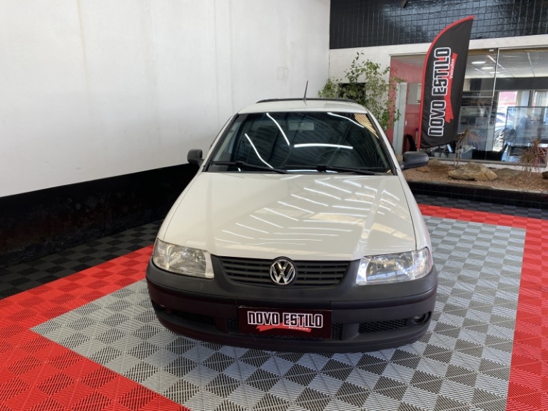 VOLKSWAGEN - SAVEIRO - 2002/2003 - Branca - R$ 33.500,00