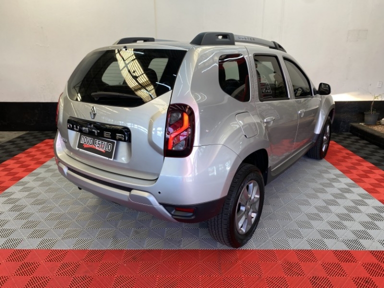 RENAULT - DUSTER - 2018/2019 - Prata - R$ 73.000,00