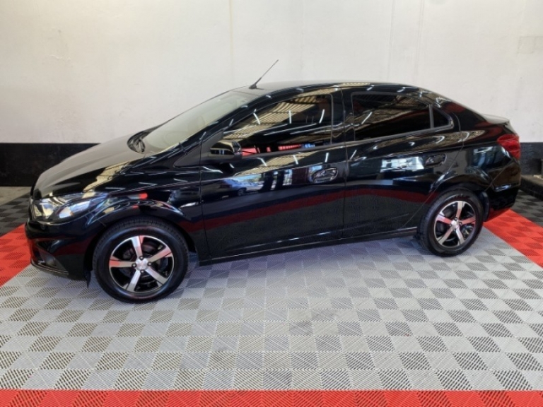 CHEVROLET - PRISMA - 2016/2017 - Preta - R$ 57.000,00