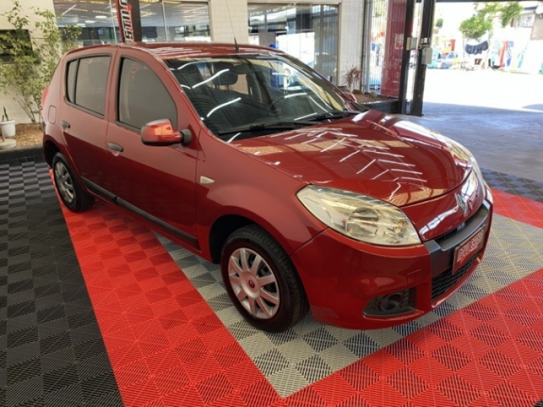 RENAULT - SANDERO - 2012/2012 - Vermelha - R$ 33.000,00