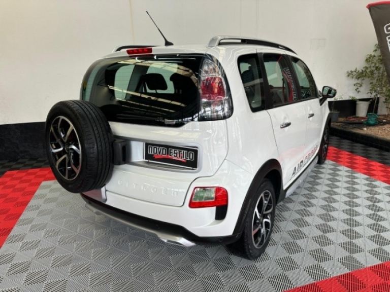 CITROËN - AIRCROSS - 2012/2013 - Branca - R$ 42.000,00