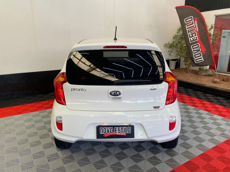 KIA MOTORS - PICANTO - 2012/2013 - Branca - R$ 39.900,00