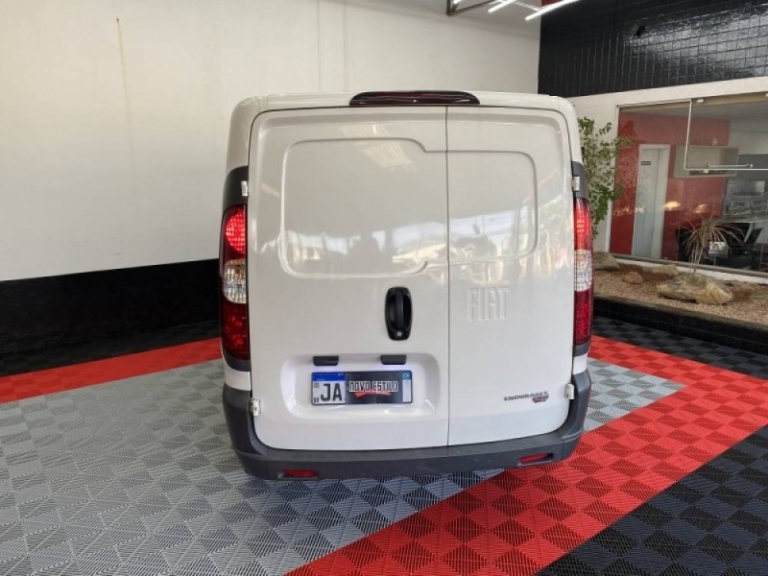 FIAT - FIORINO - 2021/2021 - Branca - R$ 76.900,00