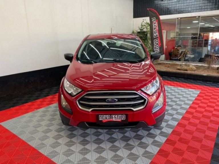 FORD - ECOSPORT - 2018/2019 - Vermelha - R$ 73.000,00