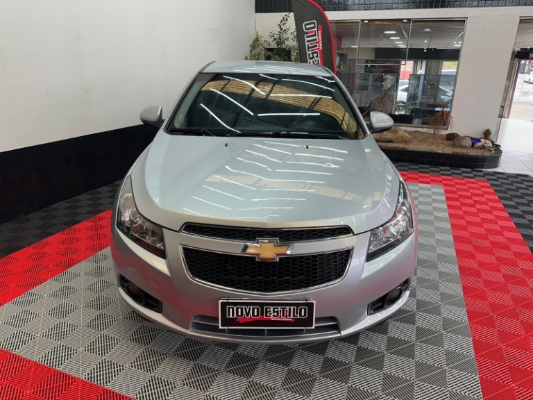 CHEVROLET - CRUZE - 2012/2012 - Prata - R$ 52.000,00